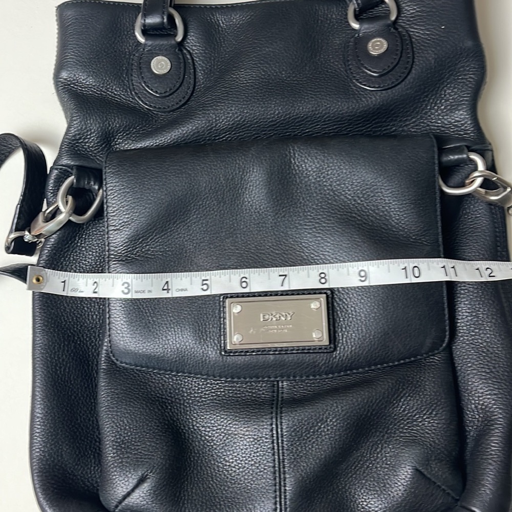 DKNY Black leather large bag - Picture 8 of 11